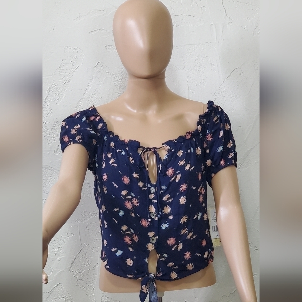 Kohl's Rewind Navy Blue Crop Top Medium